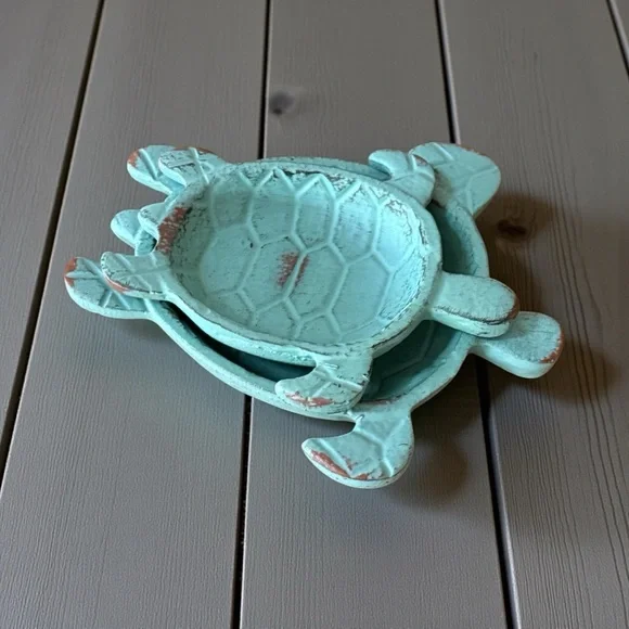 NWT Set of 2 Coastal Sea Turtle Decorative Trinket Dishes! Stackable! NEW! - Picture 3 of 3